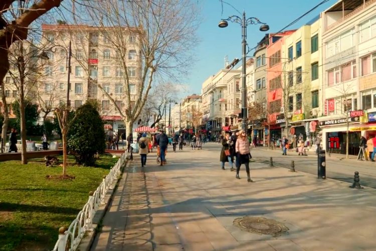 С 15 марта туристам будут выдавать HES-коды для посещения учреждений Стамбула