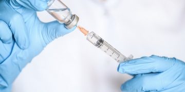 новость 09-04-2021 Египет запустил массовую вакцинацию работников туротрасли