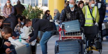 новость 18-04-2021 Авиационное сообщение с Великобританией возобновят не ранее июня