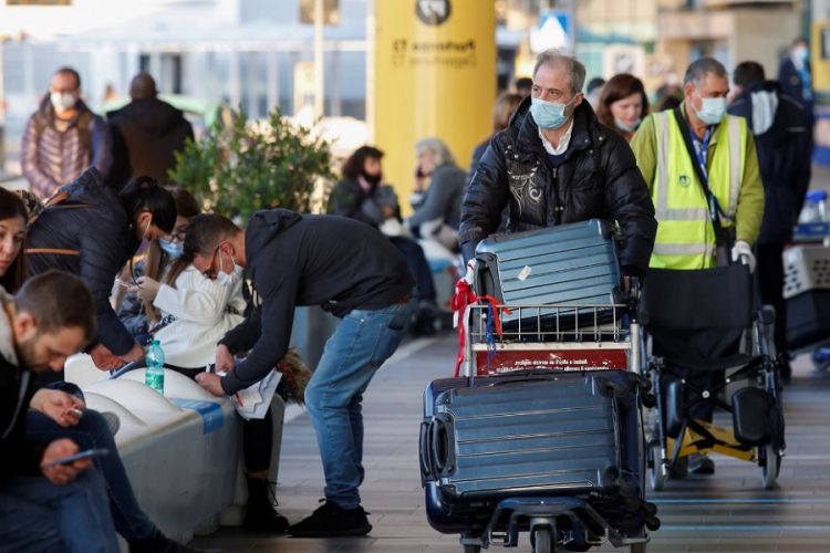 новость 18-04-2021 Авиационное сообщение с Великобританией возобновят не ранее июня