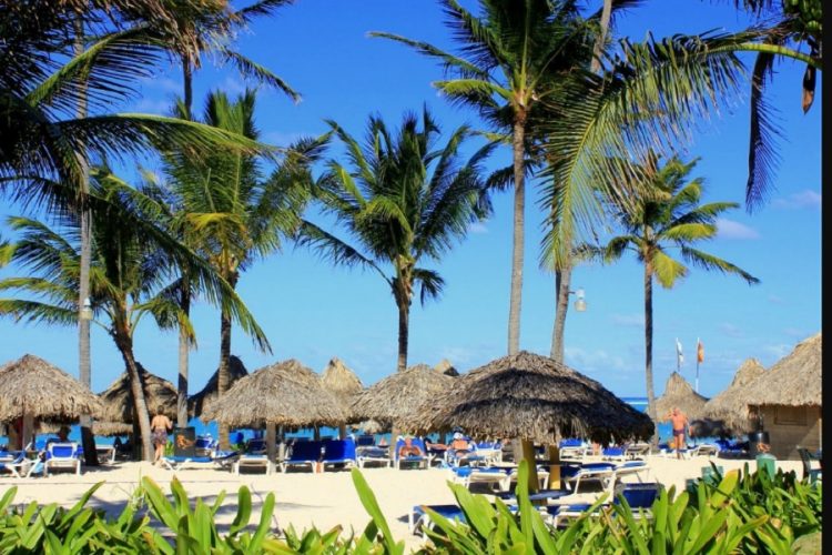 новость 10-04-2021 Минтуризма Доминиканы заявило о полном восстановлении туризма