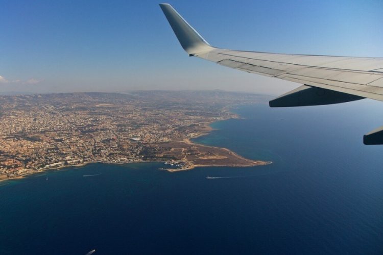 новость 18-04-2021 Из-за закрытия Турции авиабилеты в ОАЭ и на Кипр подорожали