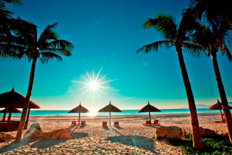 новость 21-04-2021 Власти Вьетнама могут повторно открыть границы для иностранцев