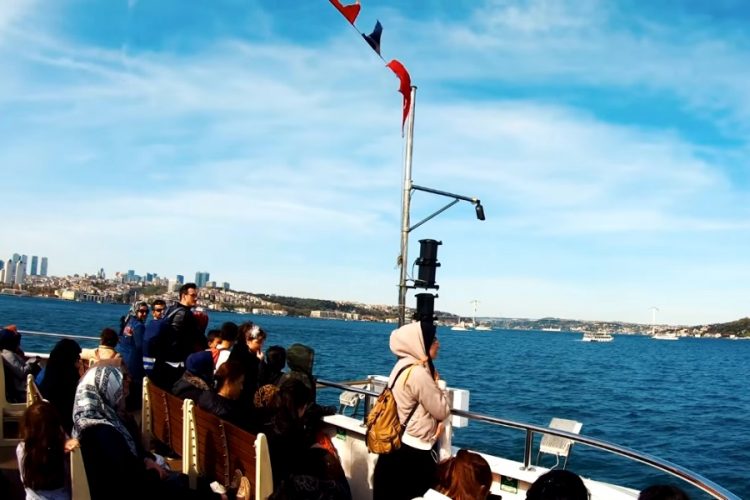 Турция уверила российских туристов в безопасности