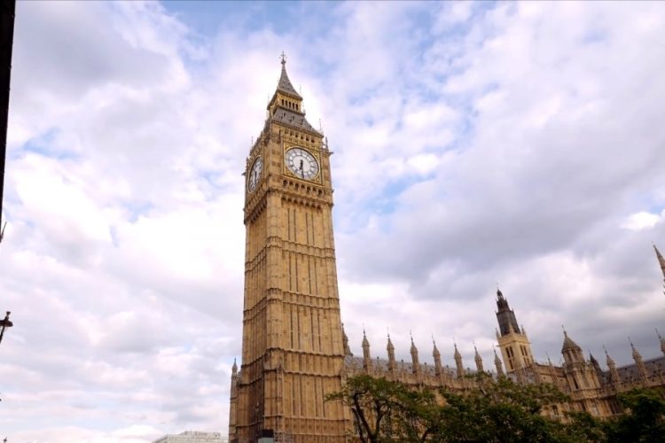 Великобритания не собирается сдавать позиции в туризме