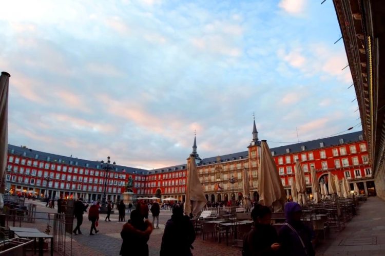 В ближайшее время туристов ждет все больше "умных" городов