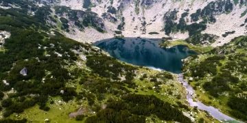 Болгария озвучила готовность принимать россиян
