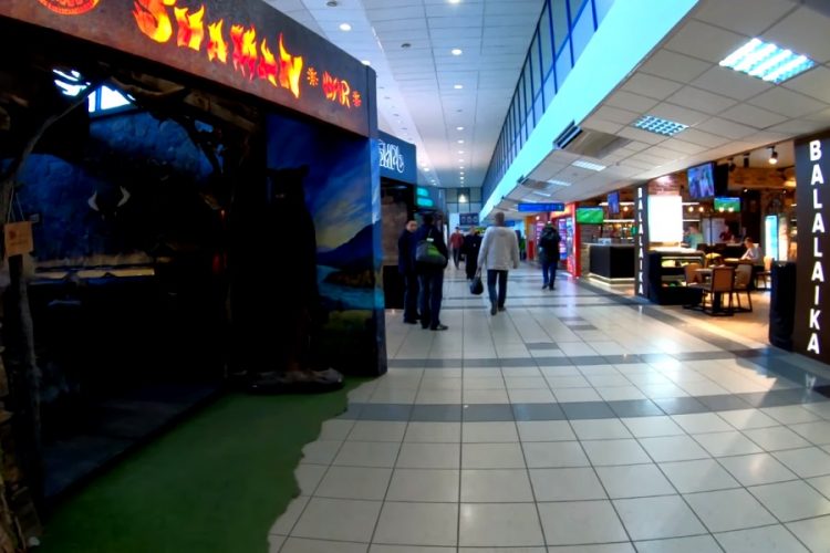 В российских аэропортах могут появиться коридоры для вакцинированных