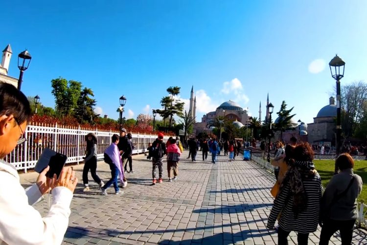 Россияне с ВНЖ в Турции больше не смогут отдыхать под видом туристов