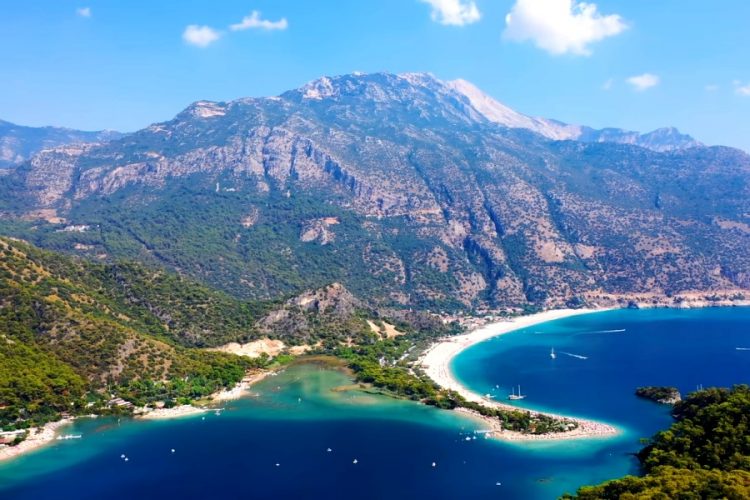 Страховка от невыезда не покроет отмененные туры в Турцию