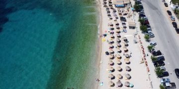 Список государств, которые принимают туристов без карантина