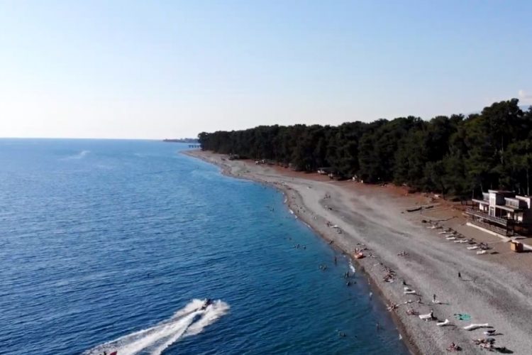 Туристов не предупреждают о необходимости сдавать ПЦР-тесты после Абхазии