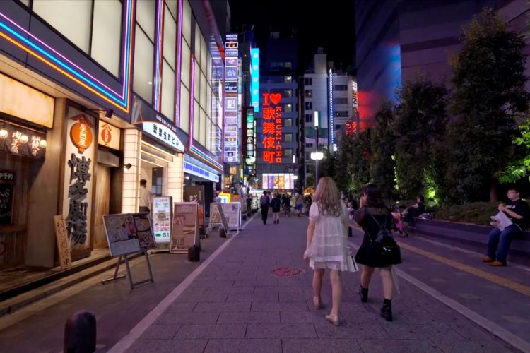 Токио просит власти страны разрешить введение жестких мер