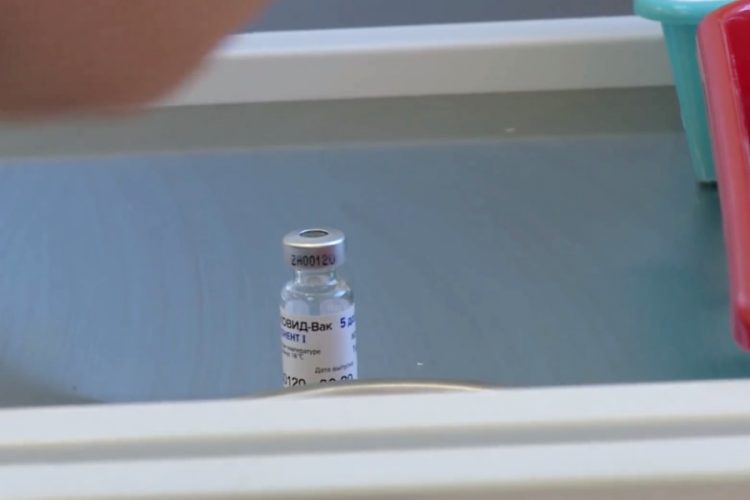 Российские чиновники подумают над развитием вакцинных туров