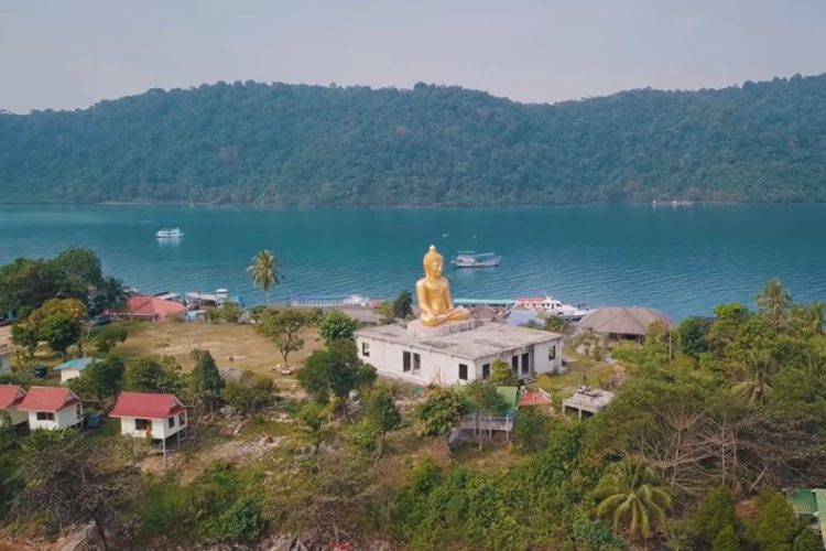 Таиланд не собирается принимать российских туристов без карантина