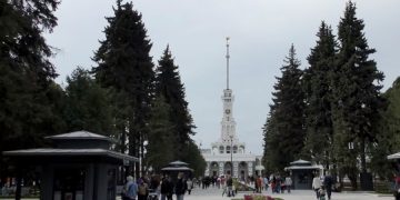 Набережную и парк у Северного речного вокзала Москвы обустроят