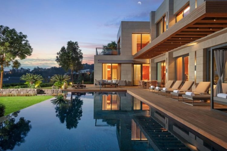 новость 14-05-2021 Самый дорогой турецкий отель заполнен российскими туристами