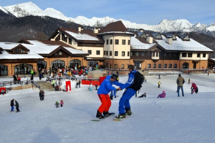 новость 15-05-2021 В прошедшем зимнем сезоне Красная поляна приняла 720 000 гостей