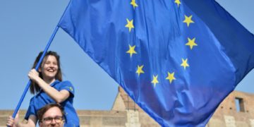 новость 27-05-2021 Летний сезон в Евросоюзе снова под угрозой срыва