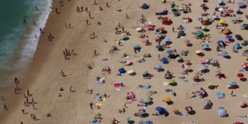 новость 24-05-2021 Туристов в Португалии будут штрафовать за различные нарушения