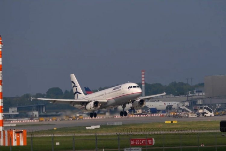 Aegean Airlines готовы возить россиян на курорты Греции