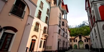 Кто сможет определить, завышают ли отели России цены?