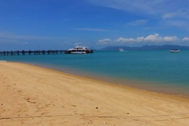 Таиланд призывает иностранцев записываться на вакцинацию