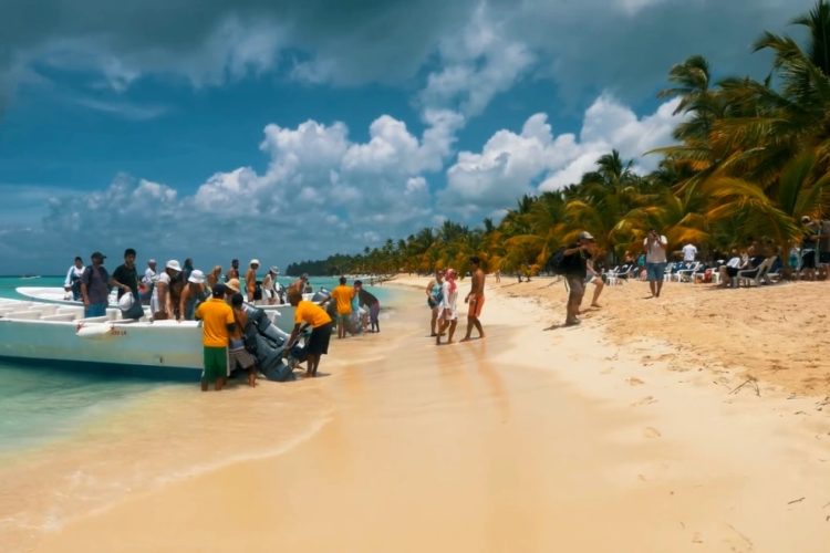 В.Путин рассчитывает на скорое восстановление рейсов в Доминикану