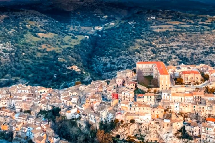 Итальянские визы начали выдавать в 6 российских регионах