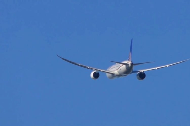 ЕС приостанавливает полеты над Белоруссией - чем это грозит?