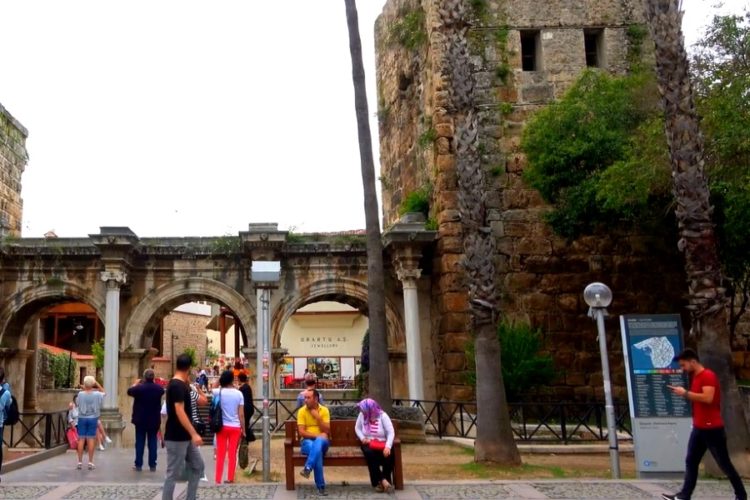 Из Минска по-прежнему летают самолеты в Турцию и Египет