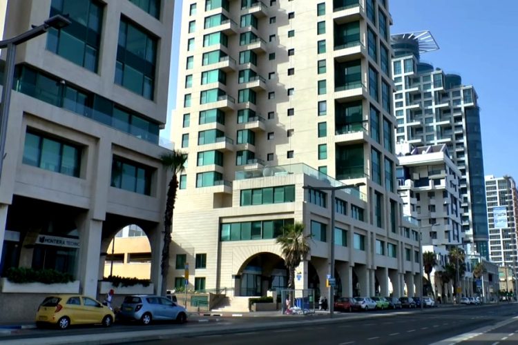 Авиакомпании одна за другой прекращают полеты в Тель-Авив