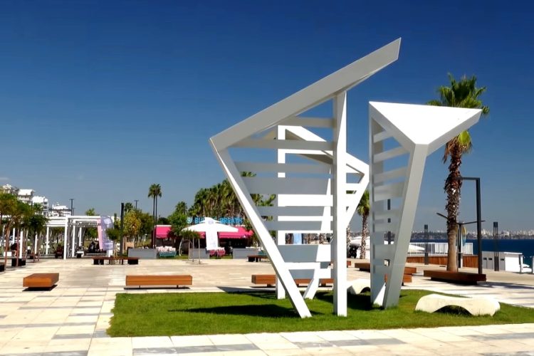 Анталья отметила рекорд туристических прибытий