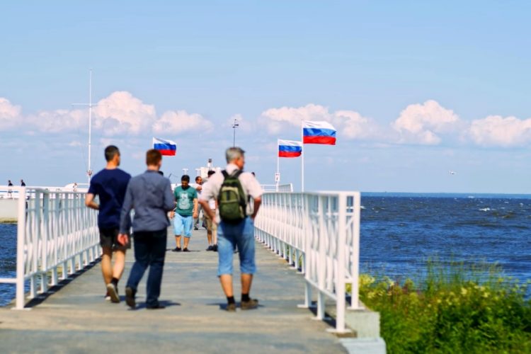 Отели России предлагают штрафовать за овербукинг