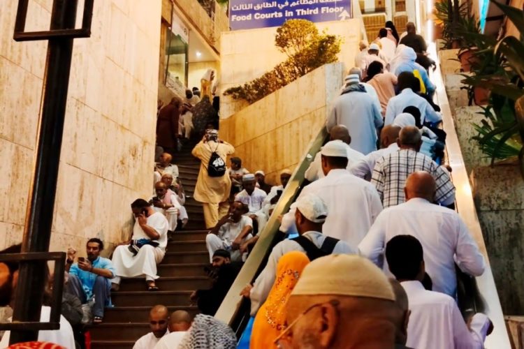 Саудовская Аравия включит стоимость карантина в авиабилеты