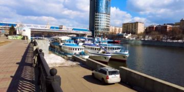 Кто из иностранцев готов ехать на отдых в Россию?