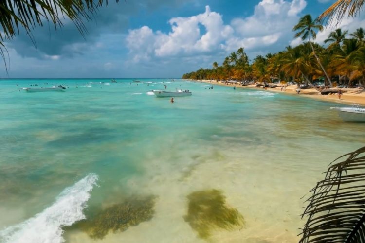 Доминиканская Республика продлила бесплатную страховку для туристов