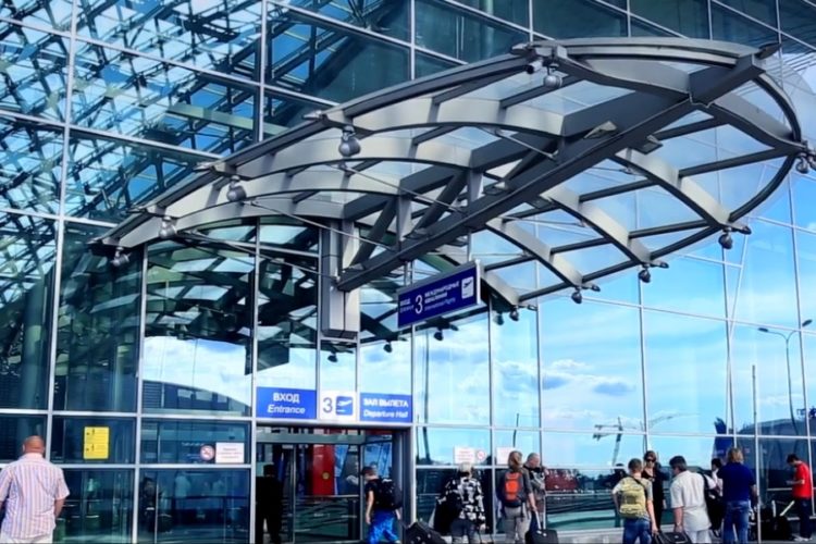 В московских аэропортах внедряется новая система проверки пассажиров