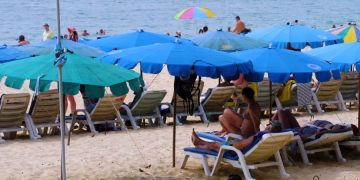 Власти Таиланда будут взимать сбор с иностранных туристов