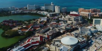 Сегодня улетает первый рейс в Канкун из России