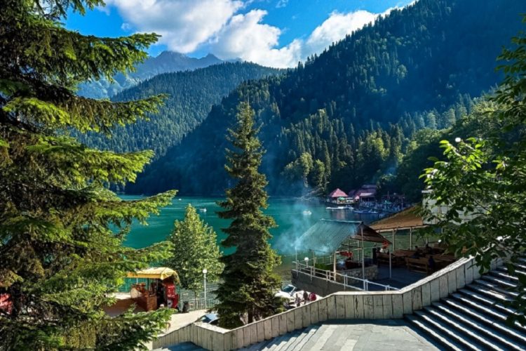 новость 08-06-2021 Что нужно знать об условиях въезда в Абхазию?