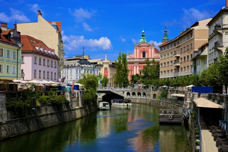 новость 08-06-2021 Словения заявила об открытии для иностранных путешественников