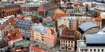 новость 01-06-2021 Латвия открывается для привитых туристов, в том числе и россиян