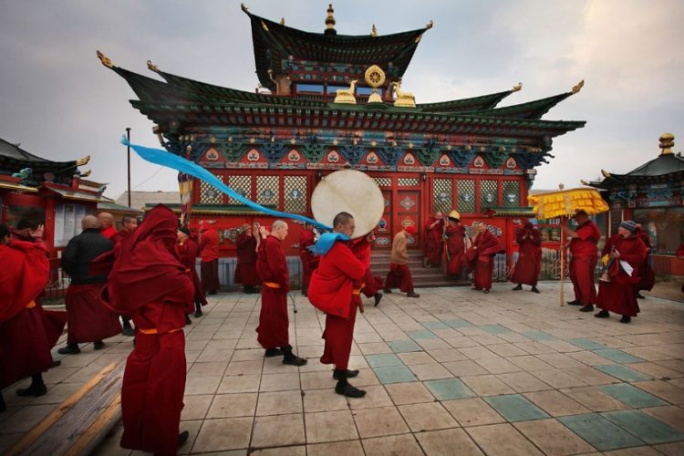 новость 09-06-2021 Власти Бурятии анонсировали ужесточение ковидных ограничений