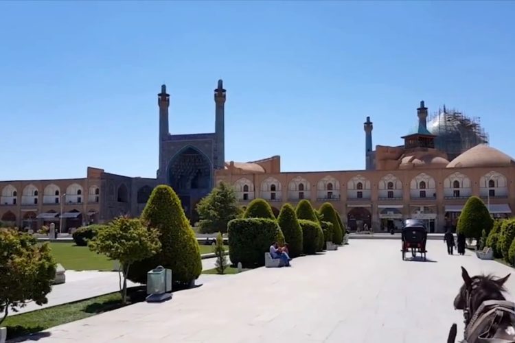 Москва и Тегеран договариваются о запуске туризма