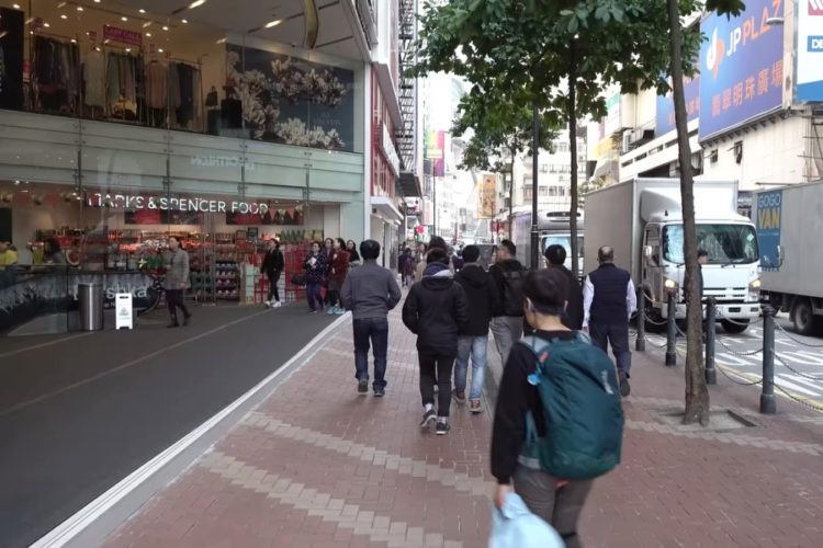 Гонконг запрещает рейсы из Германии