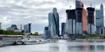 Иностранцы не смогут выполнить последние ковидные правила в Москве