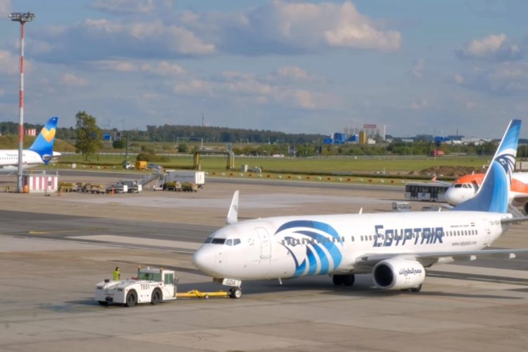 Кремль прокомментировал возможный запуск рейсов на курорты Египта