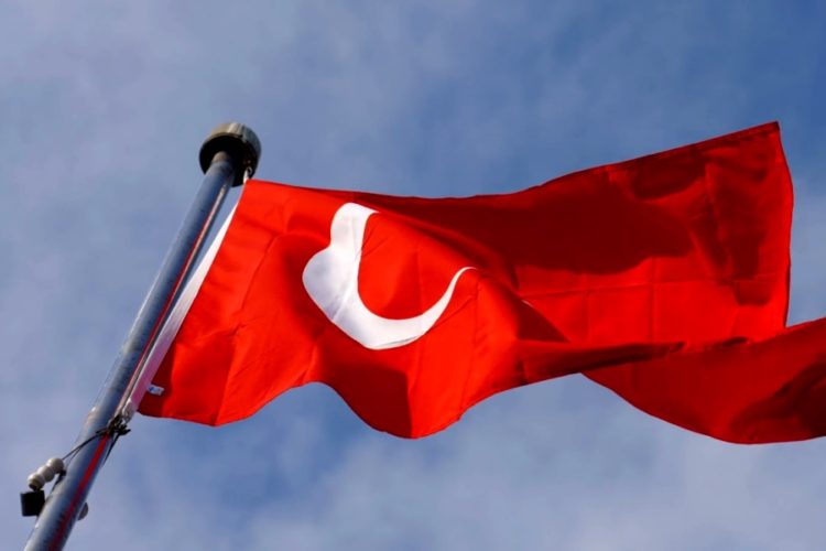 Некоторые туристы будут сдавать тесты на ковид по прилету в Турцию