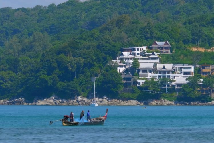 В Таиланде начали отменять вакцинацию населения